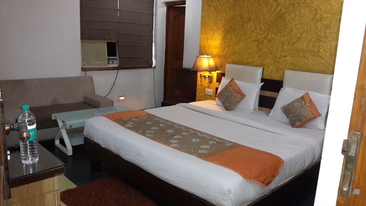 Hotel Rahul Deluxe Nagpur Exterior foto